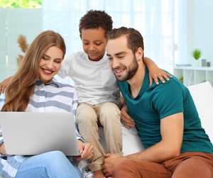 Family with laptop